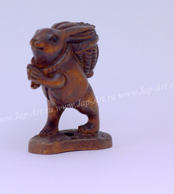 Нэцкэ Кролик с корзиной