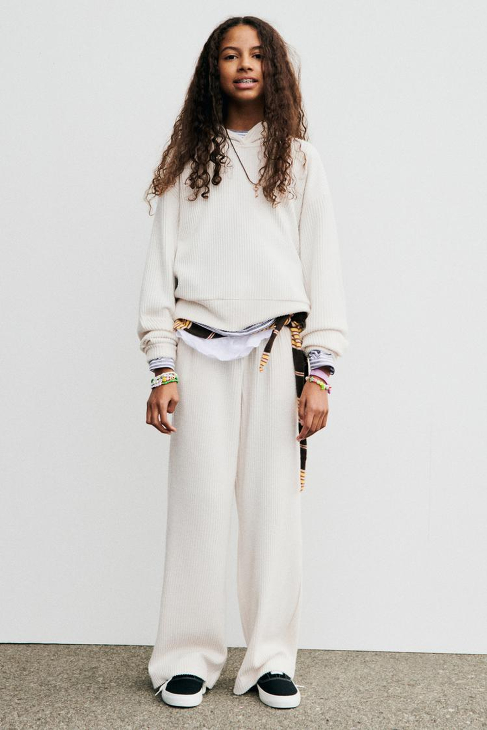 ZARA ХУДИ В РУБЧИК ИЗ МЯГКОЙ ТКАНИ, ЭКРЮ