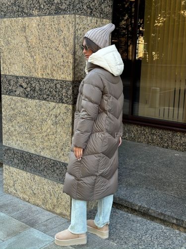 Длинный двусторонний коричнево-белый пуховик