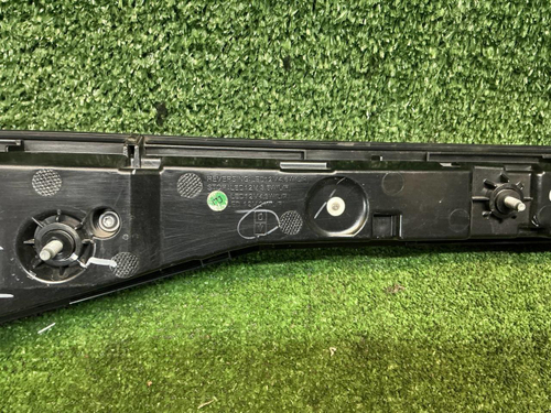 Фонарь багажника Chery Tiggo 8 Pro Max (23-нв)