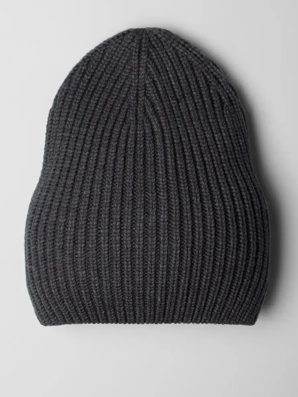 Шапка вязаная женская на осень