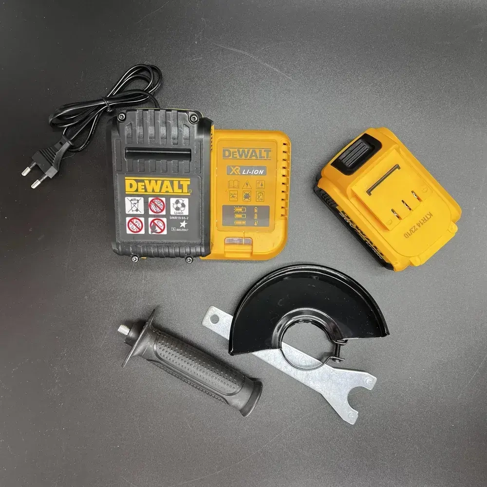 УШМ DeWalt 18V Болгарка от аккумулятора 2 АкБ, 5Ah / Угловая шлифмашина 8500 об./мин