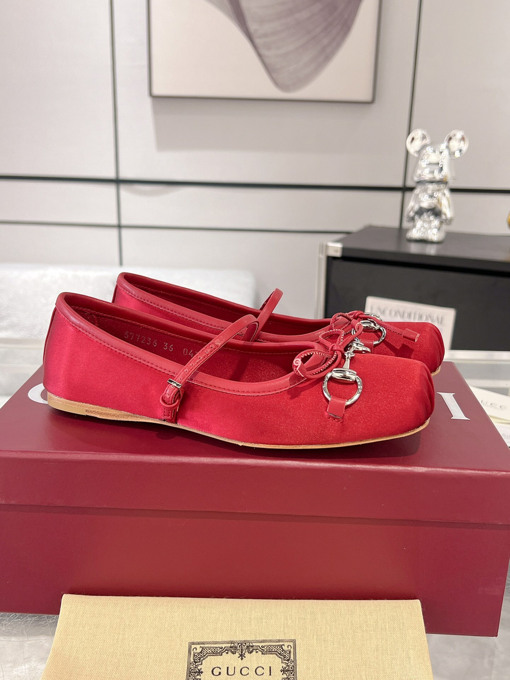 Gucci Flats (6 colors)