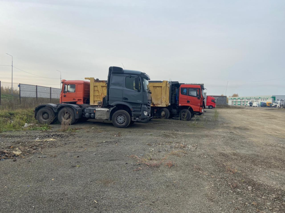 Mercedes-Benz AROCS 6x4 Седельный тягач 3348S AT (Дизельный, 12,8 л, 476 л.с., АТ)