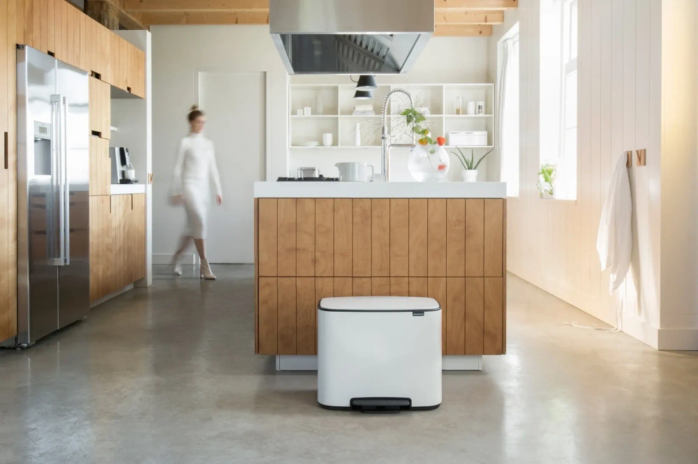 Brabantia Контейнер для мусора Bo 36л белый