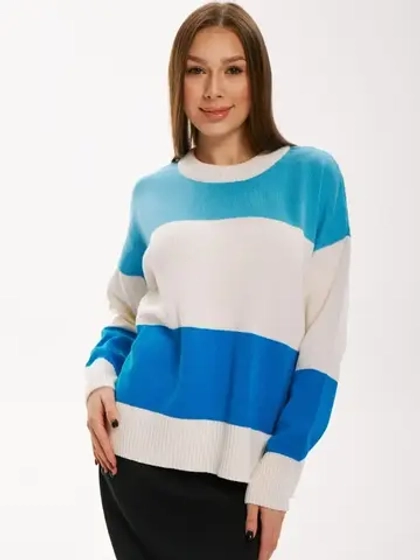 Пуловер в полоску