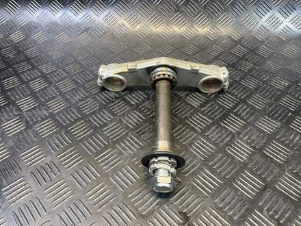 Траверса нижняя Suzuki GSR400 (GK7DA)