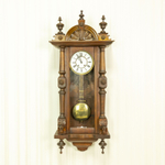 Настенные часы поставщика царского двора