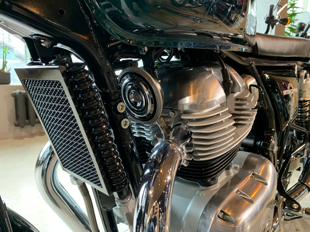 Royal Enfield Interceptor 650 Cali Green (Standard / Single tone) 2024