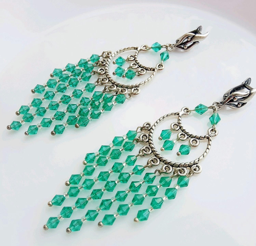 Серьги длинные серебряные крупные зеленые