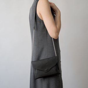 Сумка-клатч Florette из кожи теленка, черного цвета