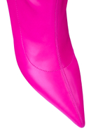 Женские ботфорты из кожи фуксия на молнии с тонкой шпилькой со стразами