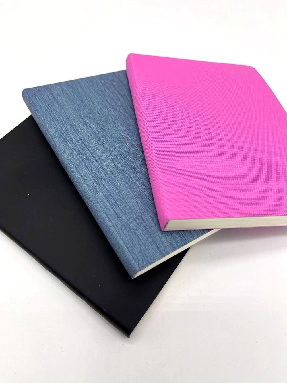 Набор 3 блокнота 88л (138*102мм) лин. роз.,графит, сине-серый (5447-8)