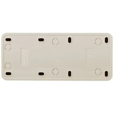 Розетка Intro Quadro 2-205-11 без заземления трехместная 3х2P 16А-250В IP20 открытой установки сосна