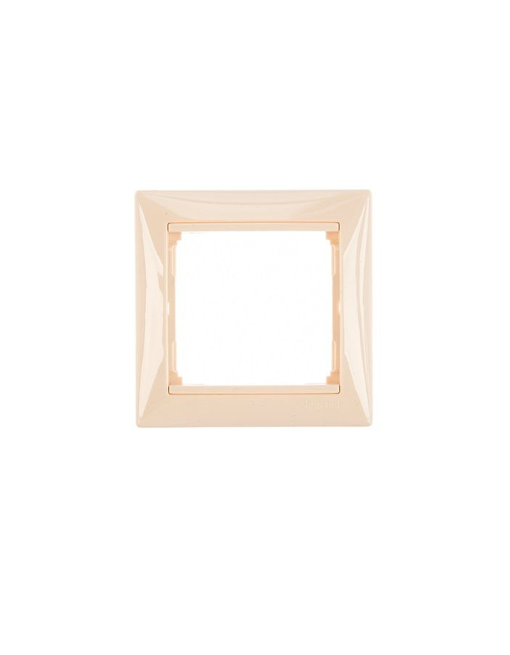 Legrand розетка 4120 с рамкой 1 с/к