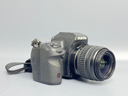 Pentax K-7 kit 18-55mm 8800 кадров