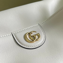 Gucci Diana Medium Shoulder Bag
