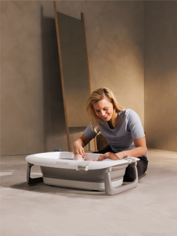 Детская ванночка Twistshake (Bathtub) с подушкой. Пастельный серый (Pastel Grey)