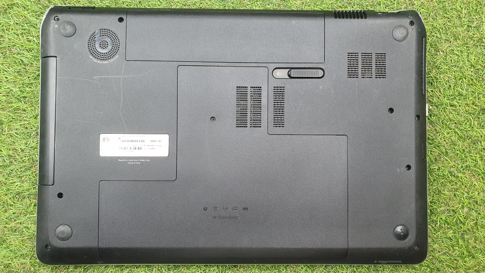 17.3" Ноутбук HP i5/4 Gb/GT 630M покупка/продажа