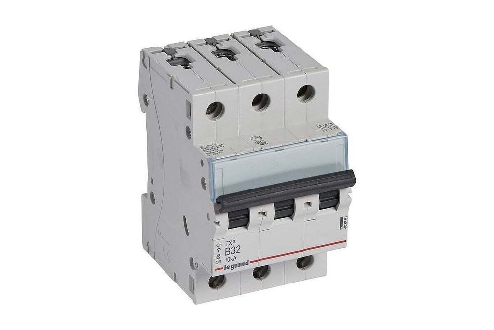 Автоматический выключатель B32A 3П 6000 Tx3 Legrand Автоматический выключатель B32A 3П 6000 Tx3 Legrand