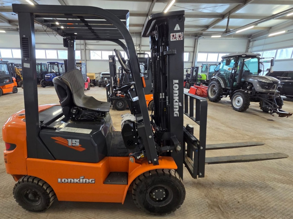 Lonking FD* Вилочный погрузчик FD15T (Дизельный, 2,7 л, 41 л.с., МТ)