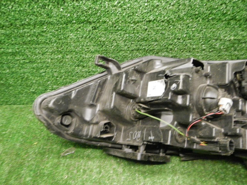 Битая Фара правая Nissan Qashqai J11 (2013-2019) галоген