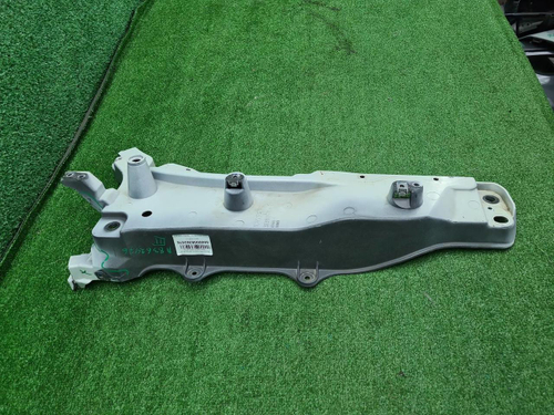 Кронштейн крыла левый Volvo XC90 2 (2014-н.в.)