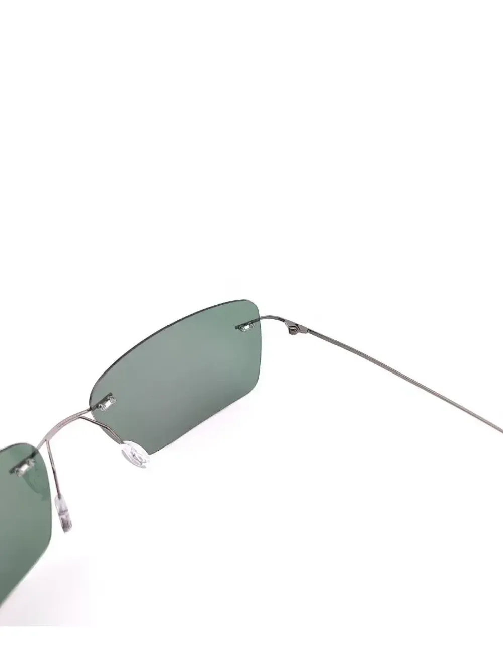 Титановые солнцезащитные очки с поляризацией