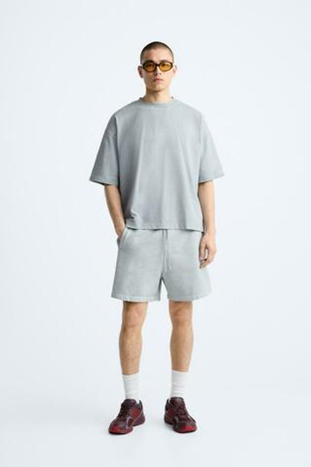 ZARA ФУТБОЛКА ГЕОМЕТРИЧЕСКОГО КРОЯ, СВЕТЛО-СЕРЫЙ