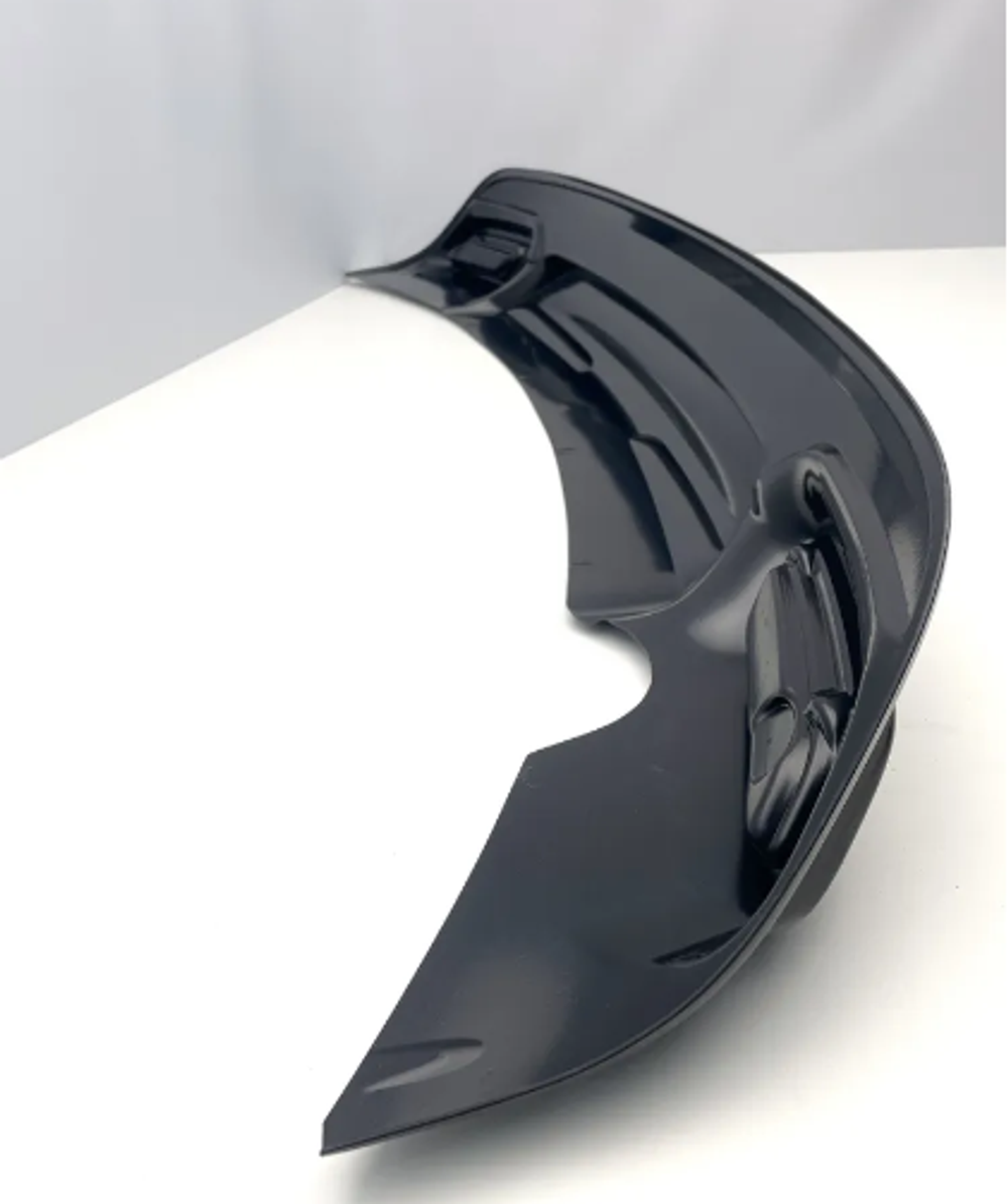 Диффузор заднего бампера Chevrolet Cruze рестайлинг (06.2012 - 10.2015) со вставками под имитацию выхлопа