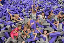 Поролоновые кубики ― это ровно-нарезанные в размер изделия из пенополиуретана (ППУ)