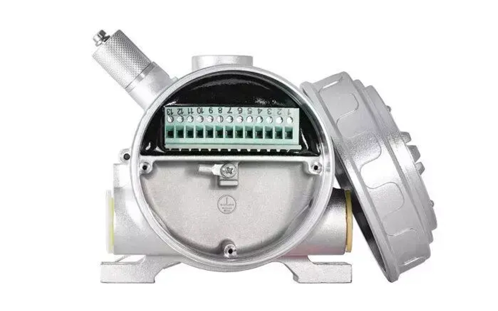 ТГА газоанализатор горючих газов взрывозащищённый одноканальный стационарный