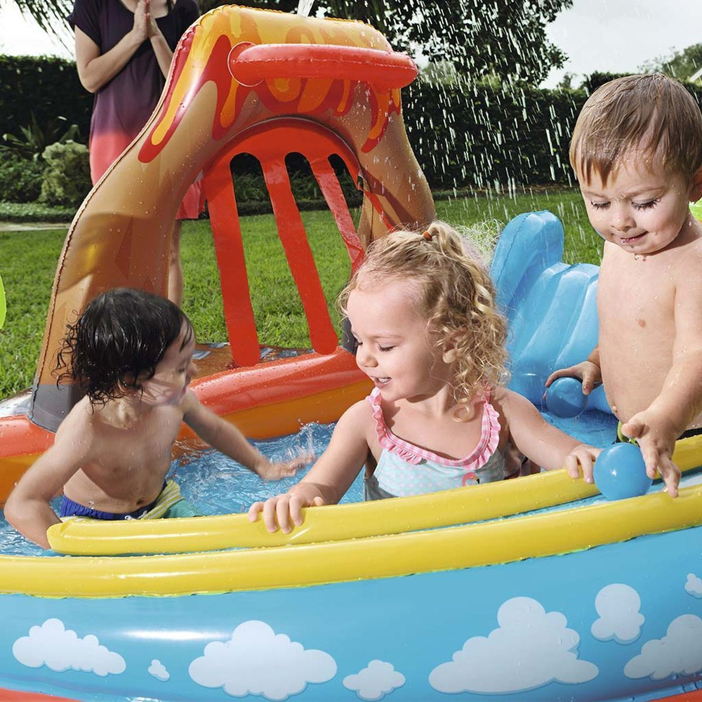 Игровой центр-бассейн 265х265х104 см, 208 л, Вулкан, горка, принадлежности для игр, от 2 лет, Bestway, 53069