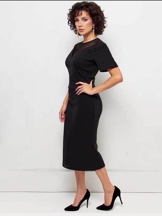 Платье вечернее со вставкой на груди, черное