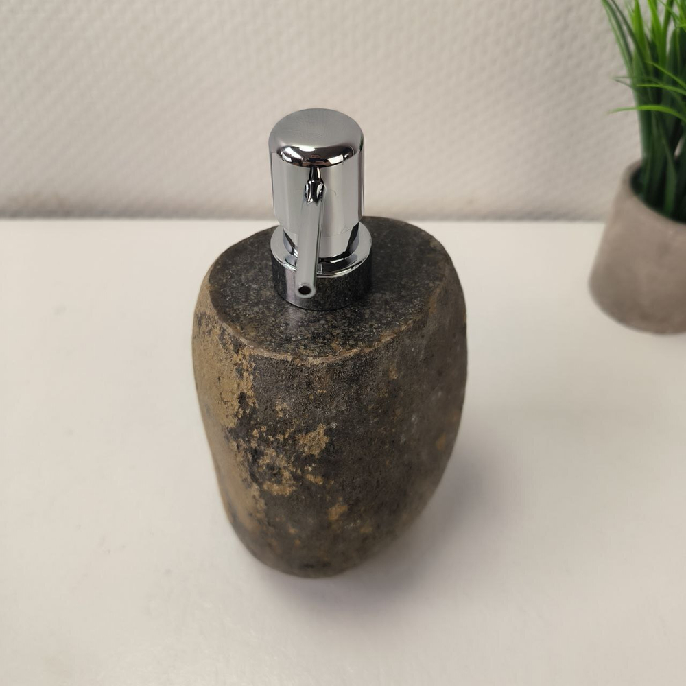 Дозатор из речного камня DRC-64017 (58)