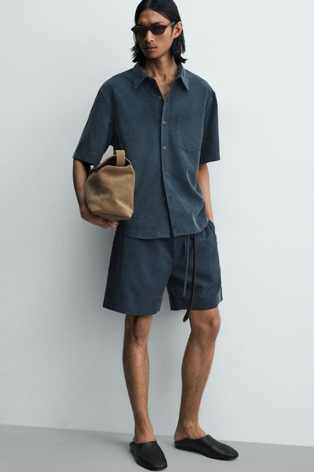 ZARA ШОРТЫ RELAXED FIT С ЭФФЕКТОМ ПОТЕРТОСТИ, ЛИНЯЛЫЙ НЕФТЯНОЙ