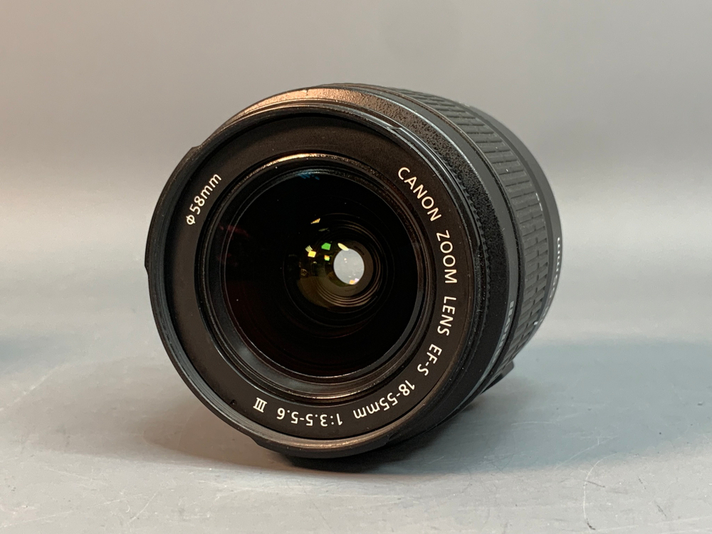 Canon 200D Kit 18-55mm 79.900 кадров