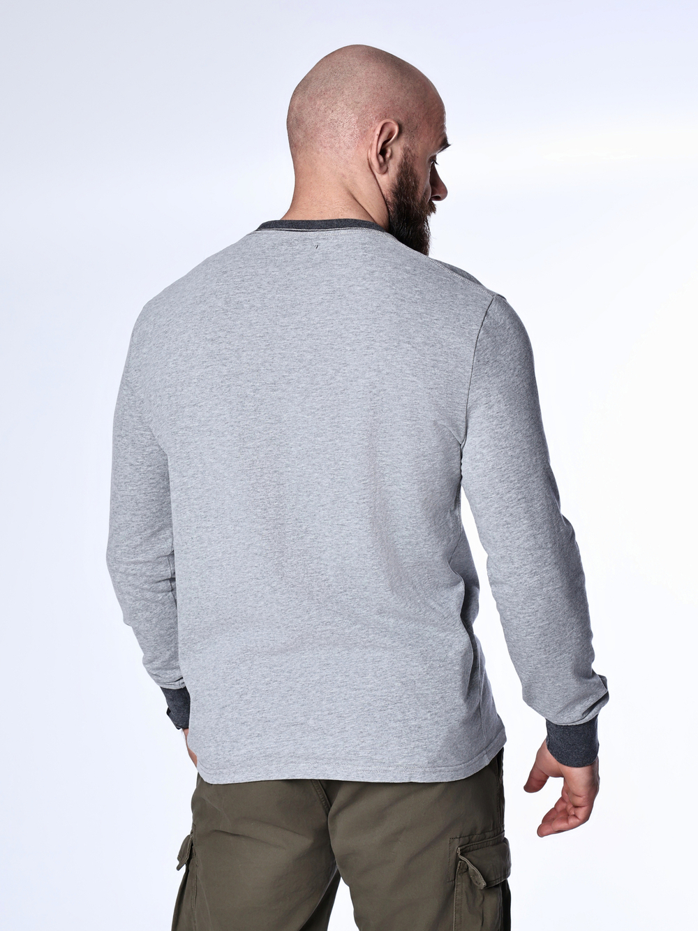 Лонгслив Abercrombie & Fitch ABL41