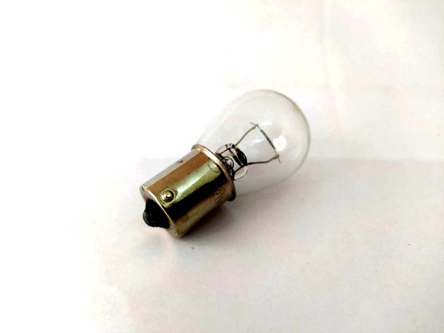 Лампа (металлический цоколь)  P21W (24V) TESLAFT  1 штука арт. 142950