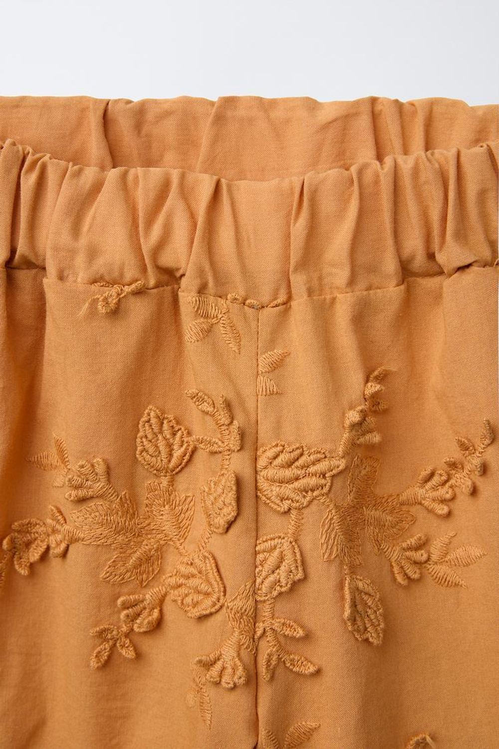 ZARA ТРИКОТАЖНЫЕ ШОРТЫ ИЗ КРУЖЕВА КРОШЕ С ВЫШИВКОЙ «ЛИСТЬЯ», ЧЕРЕПИЧНЫЙ