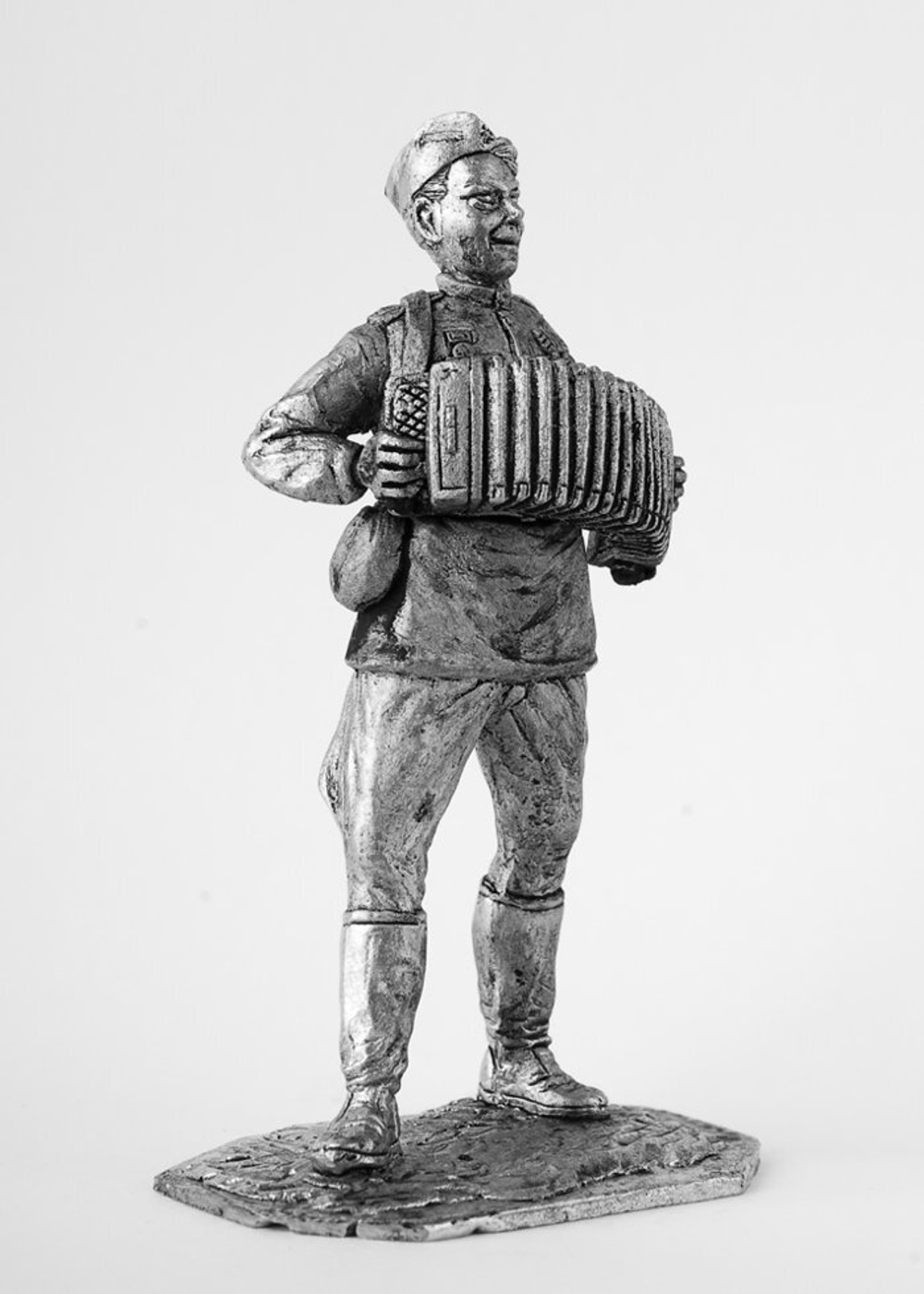 Оловянный солдатик Боец с баяном