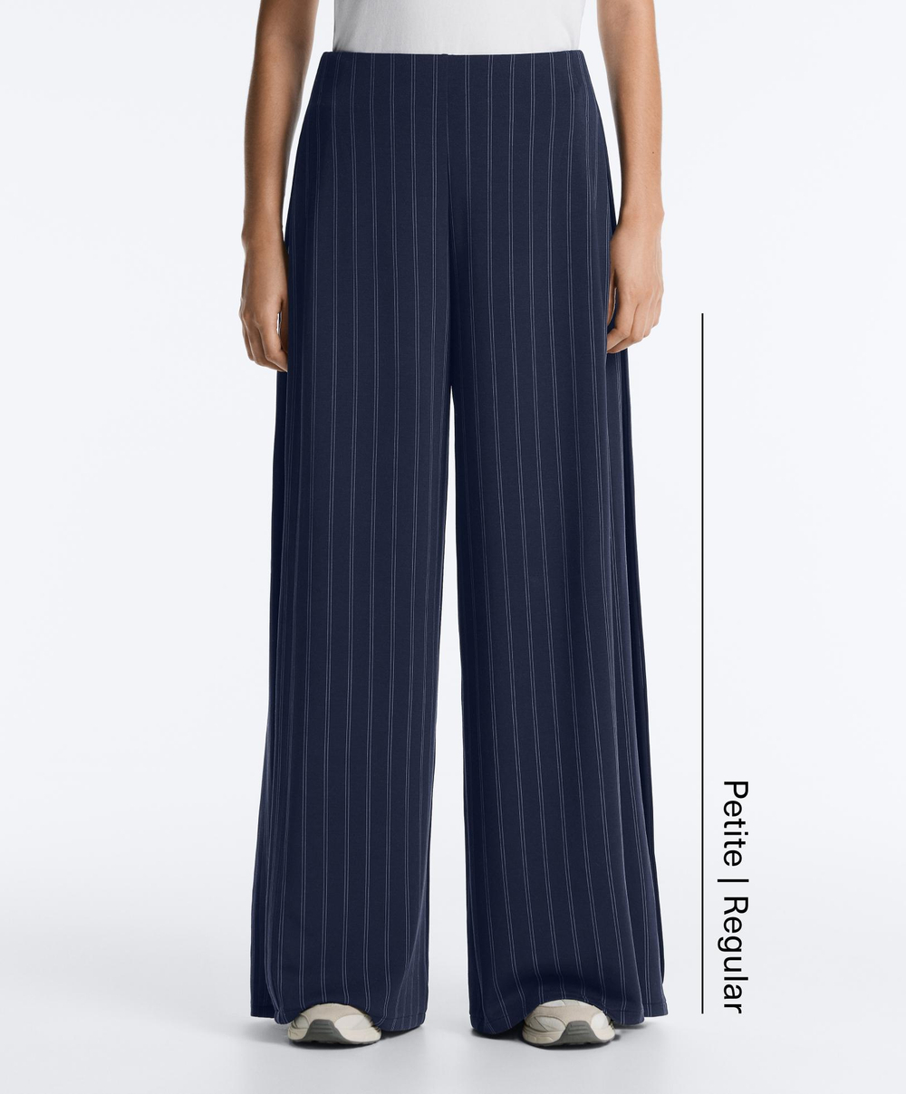 OYSHO Широкие брюки мягкие на ощупь с боковой складкой и модалом, синий