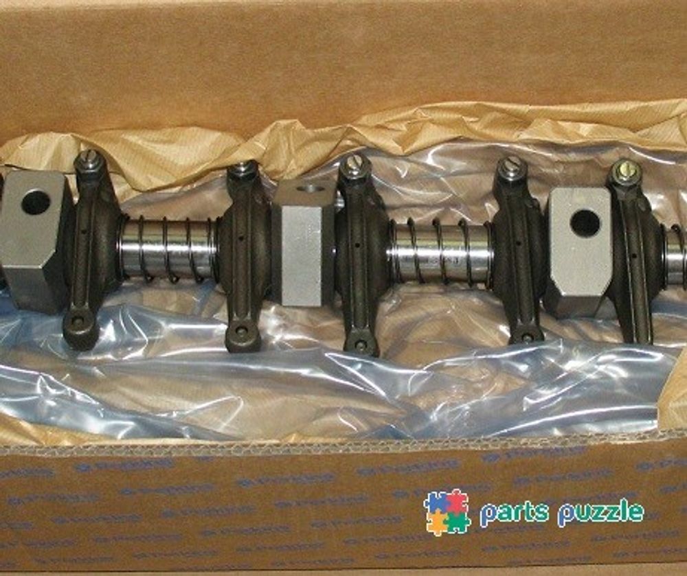 Ось коромысел в сборе / ROCKER SHAFT АРТ: 2517659C91 Ось коромысел в сборе / ROCKER SHAFT АРТ: 2517659C91