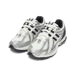 New Balance 1906R "White Black"