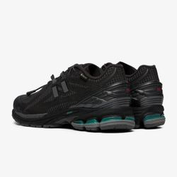 New Balance 1906R Gore-Tex