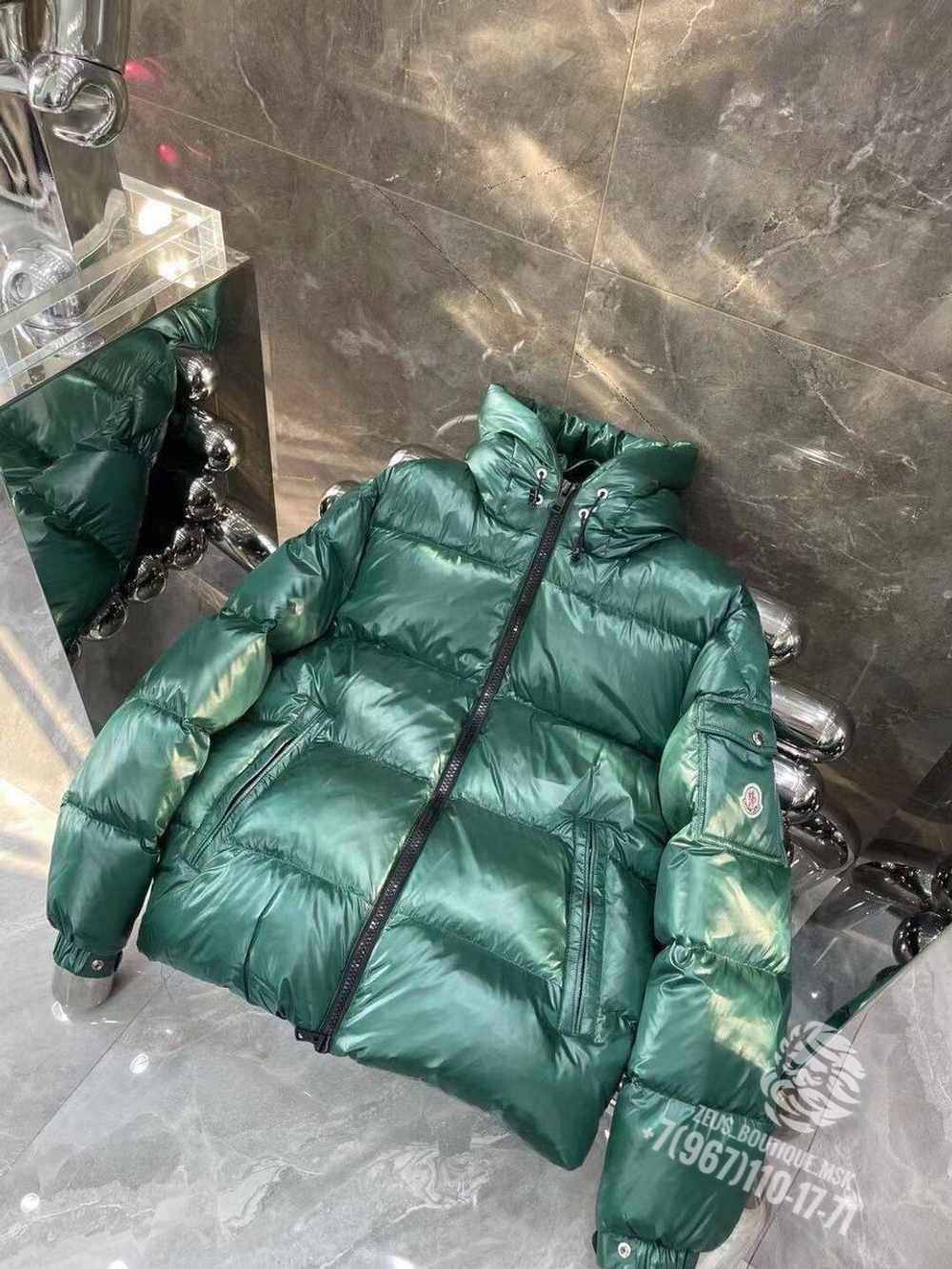 Пуховик Moncler