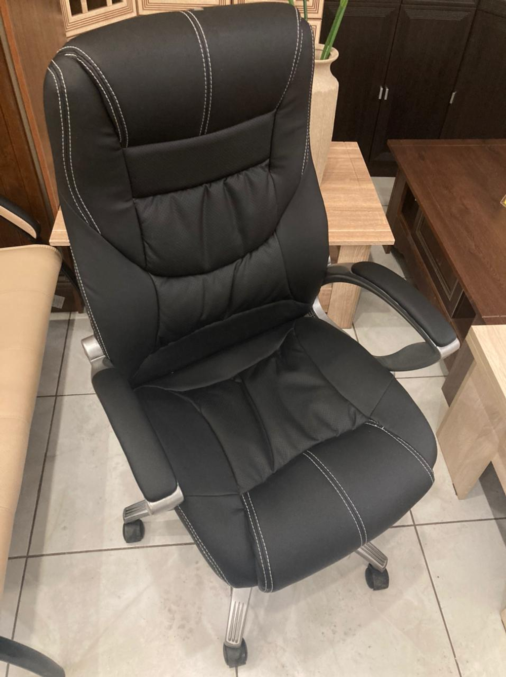 Кресло д/персонала СХ0049Н черное