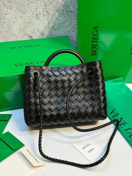 Сумка Bottega Veneta Medium Andiamo черный