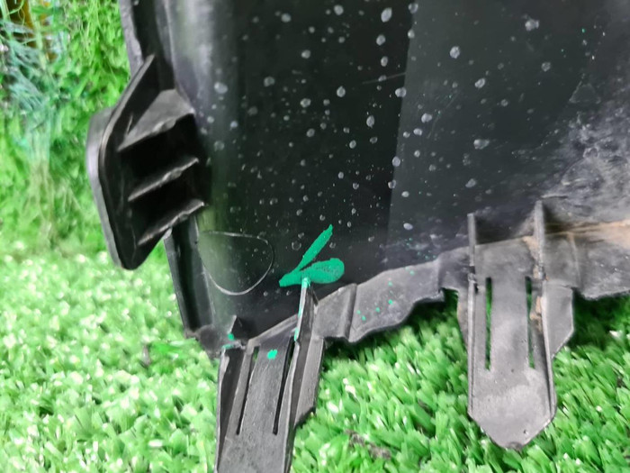 Расширитель передний правый Changan CS35PLUS (2018-н.в.)