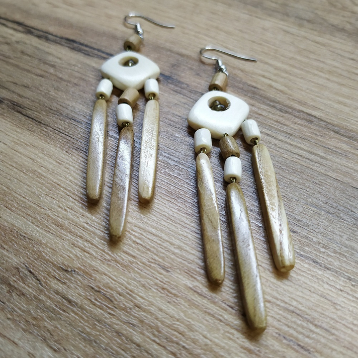 Серьги Квадрат с палочками, дерево, цвет молочный, светло-кор., 20x80 мм